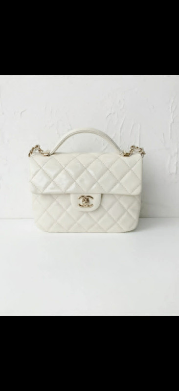 Chanel 21k Gold Chain Handbag, White Gold Waxed Leather