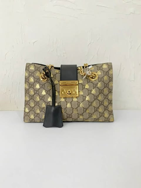 Gucci GG Supreme Bees Padlock Tote Bag